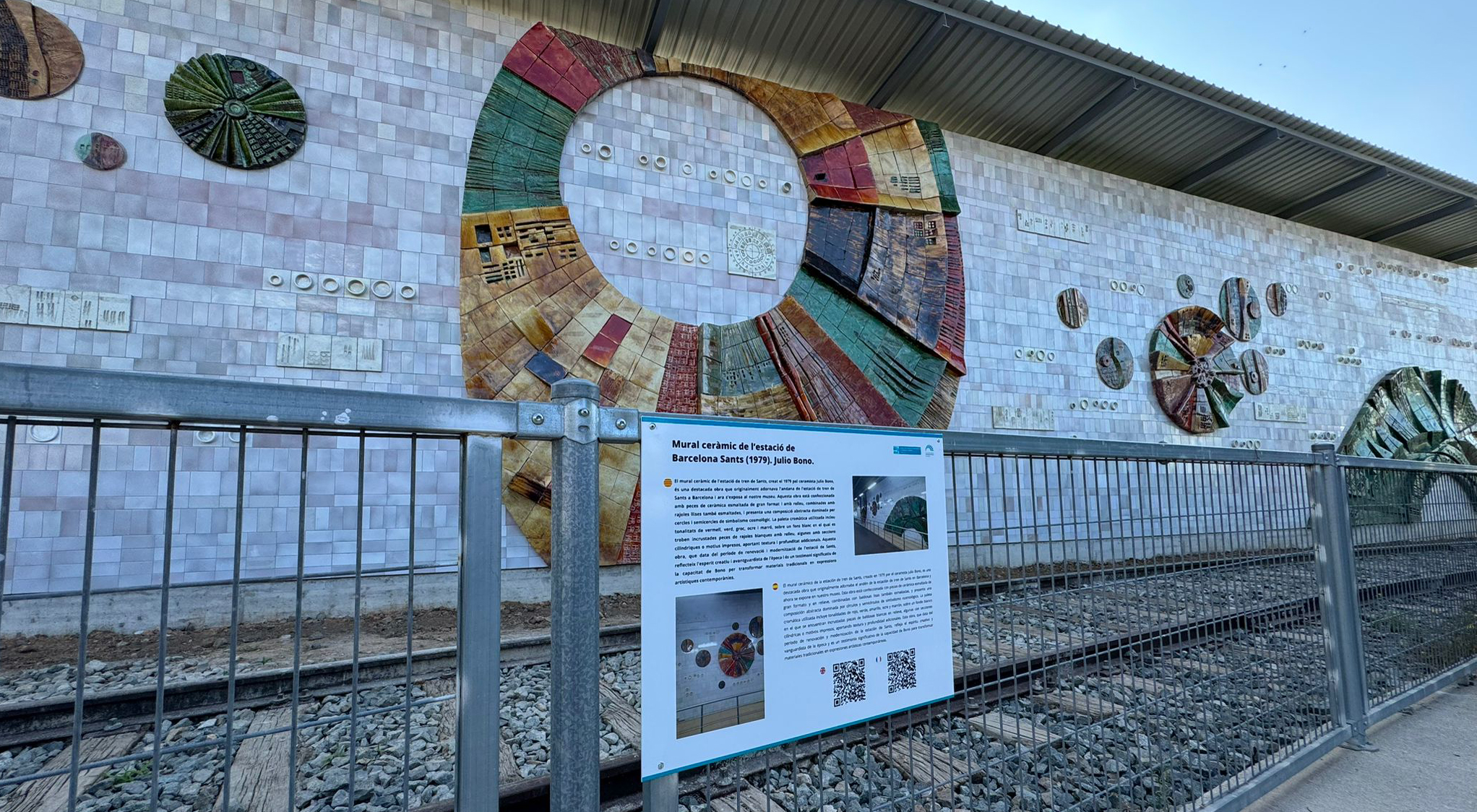 El Museu del Ferrocarril de Catalunya acoge el friso escult�rico de Julio Bono Peris de la estaci�n de Sants
